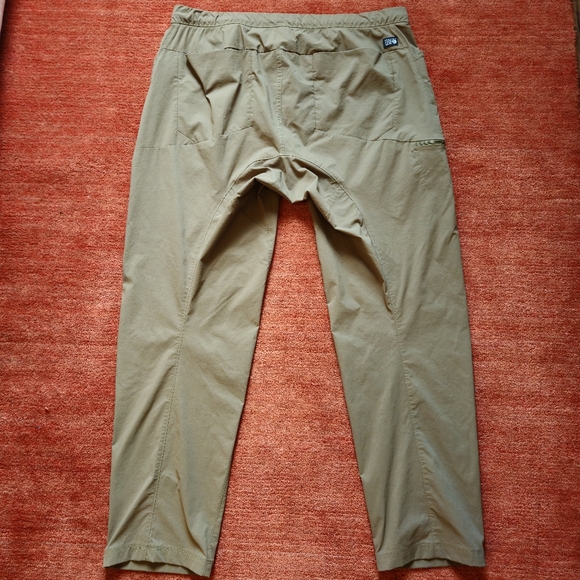 MOUNTAIN HARDWEAR NYLON HIKING MEN'S BASIN PULL-ON OUTDOOR PANTS SIZE XXL TAN - Picture 2 of 9